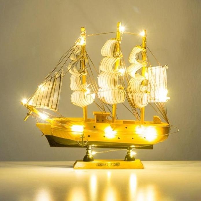 WoodPixl Creative Wooden Art Decoration Handmade Carving Model with LED Light (Sailboats) 20 cm